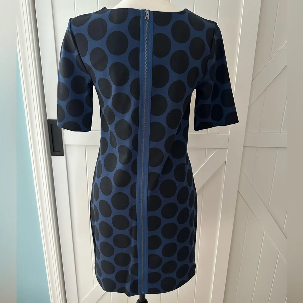 GAP Blue Black Polka Dot Pattern Dress Size 0 Sheath Dress - Picture 5 of 5